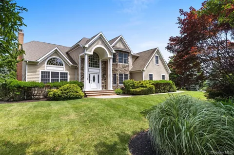 90 Caiola Court