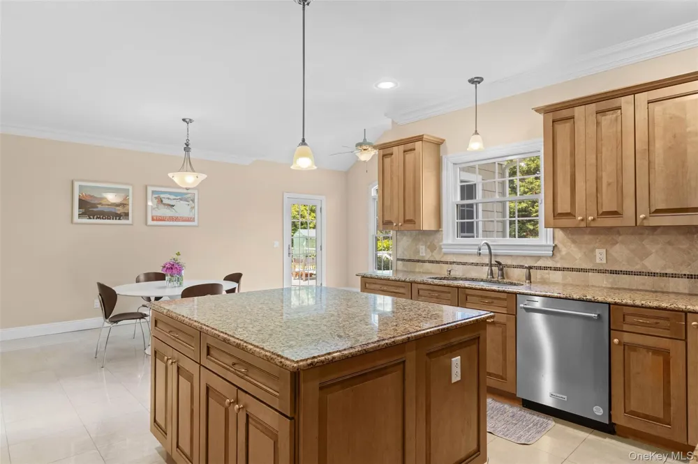 90 Caiola Court Greenport, NY 11944