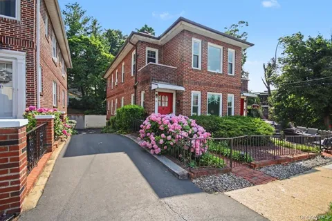 15-17 Chestnut Street #15