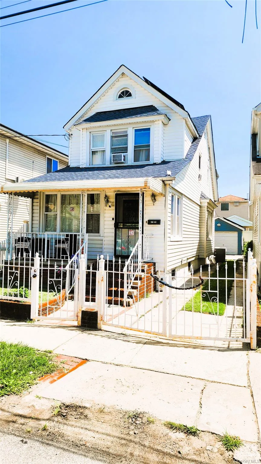 188-62 120th Road Saint Albans, NY 11412
