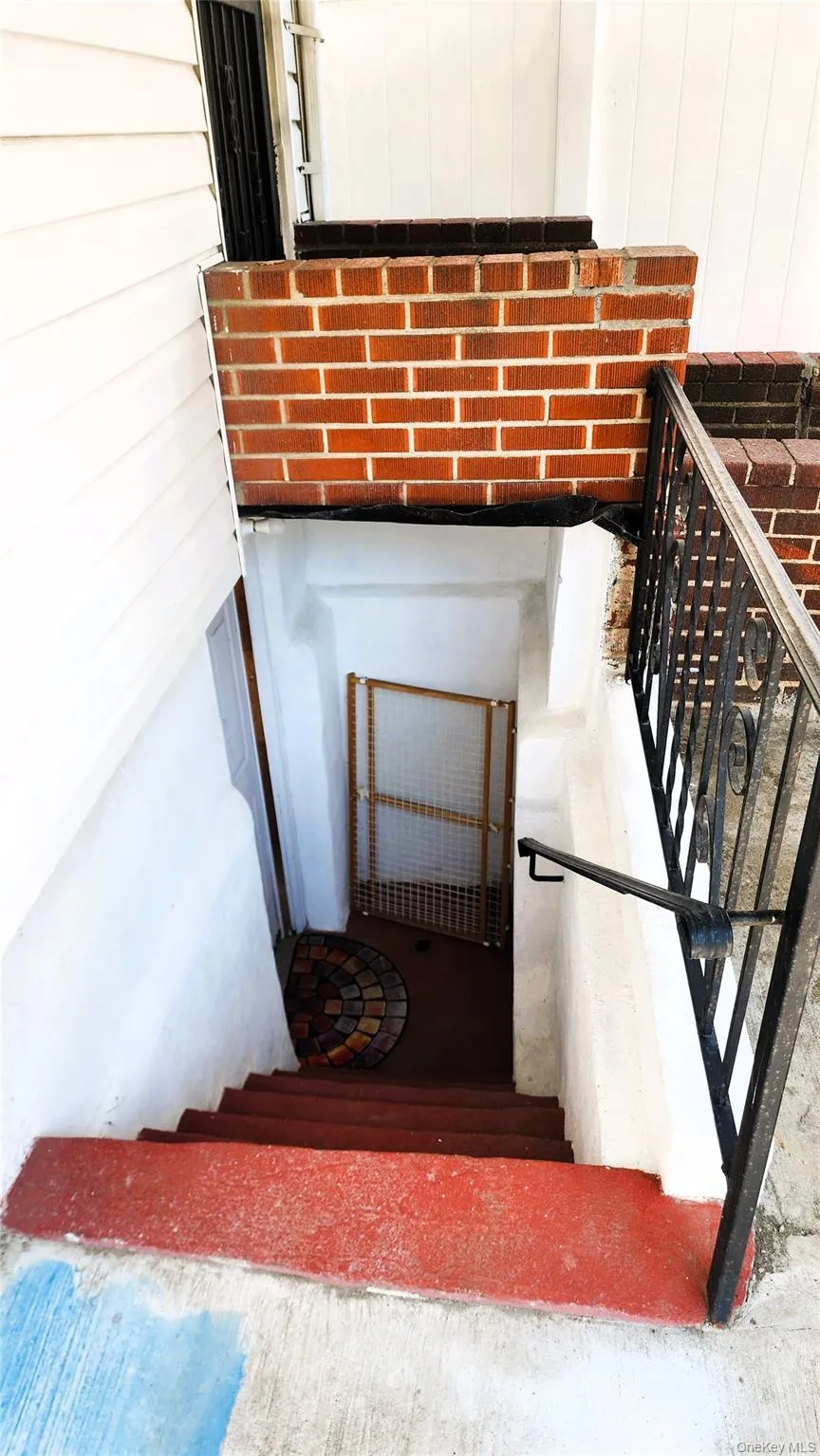 188-62 120th Road Saint Albans, NY 11412
