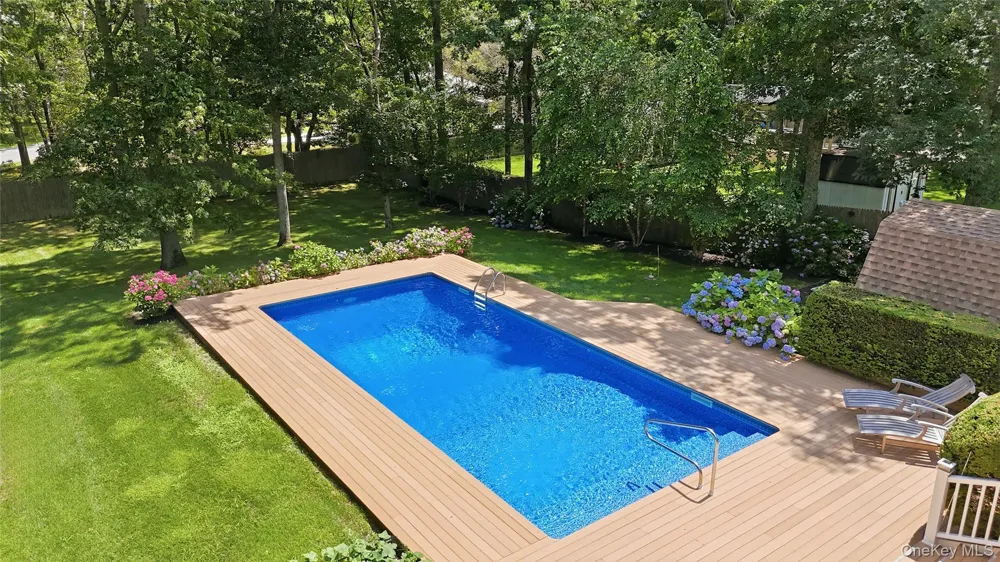 5 Columbine Avenue Hampton Bays, NY 11946