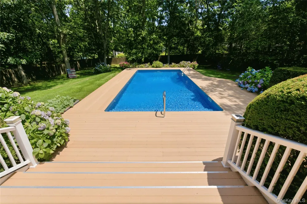 5 Columbine Avenue Hampton Bays, NY 11946