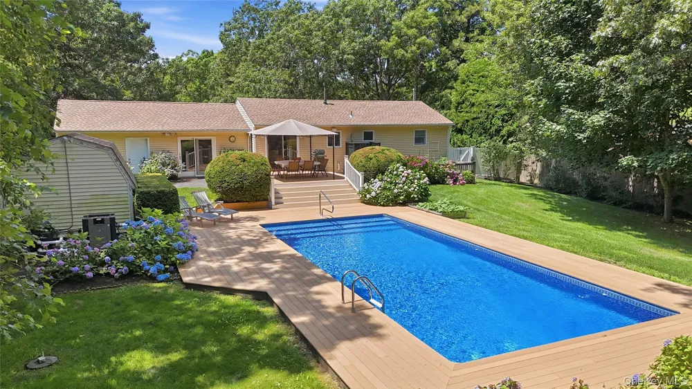 5 Columbine Avenue Hampton Bays, NY 11946