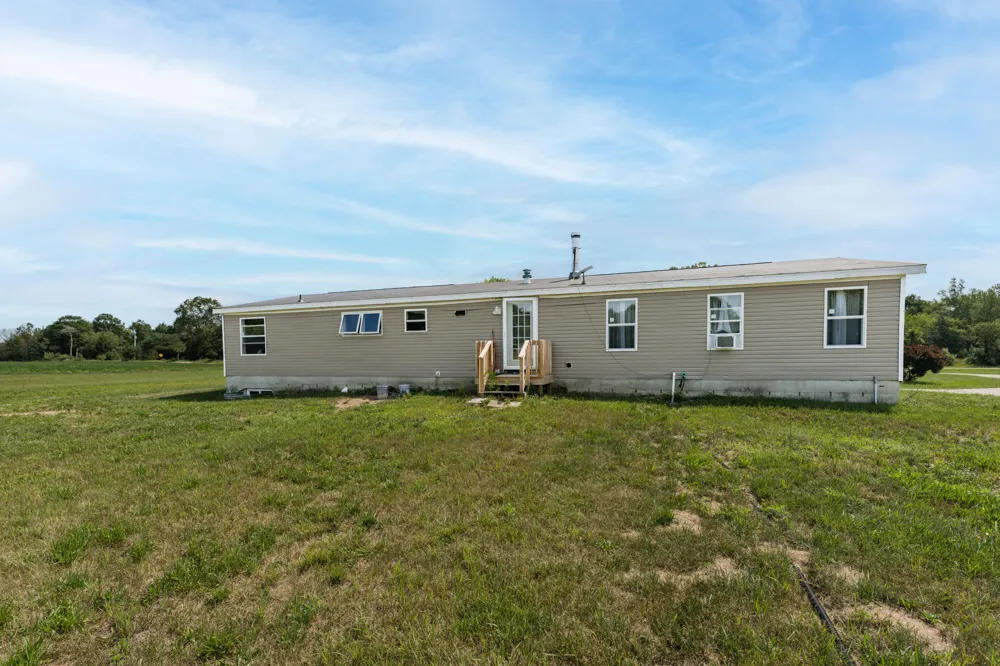 1092 61st Street Casco Township, MI 49450