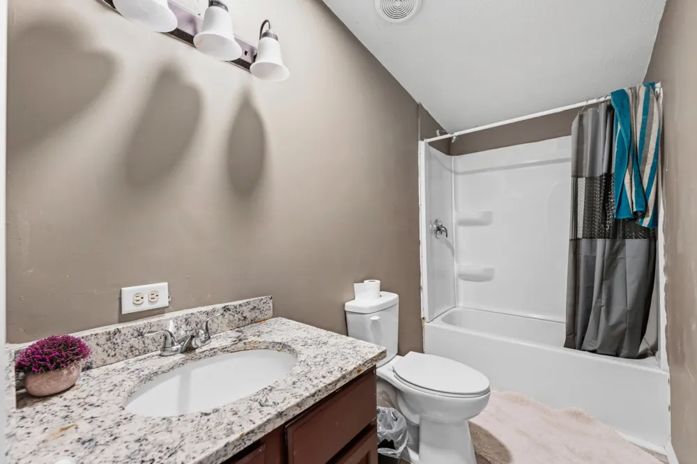 1092 61st Street Casco Township, MI 49450