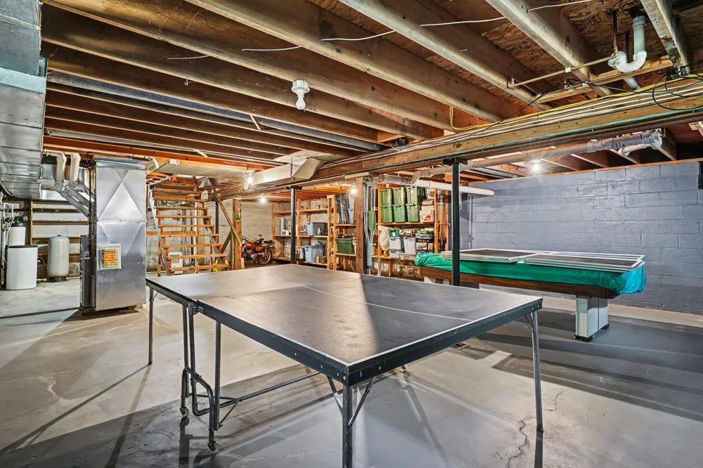 9064 E M20 Newfield Township, MI 49421