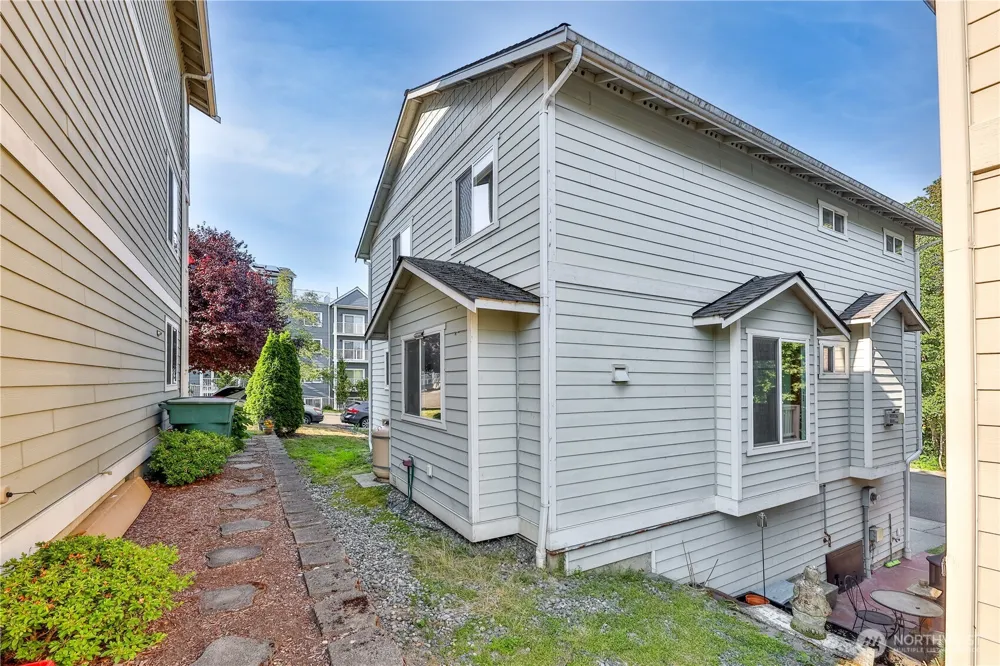 1102 Chestnut Street Everett, WA 98201