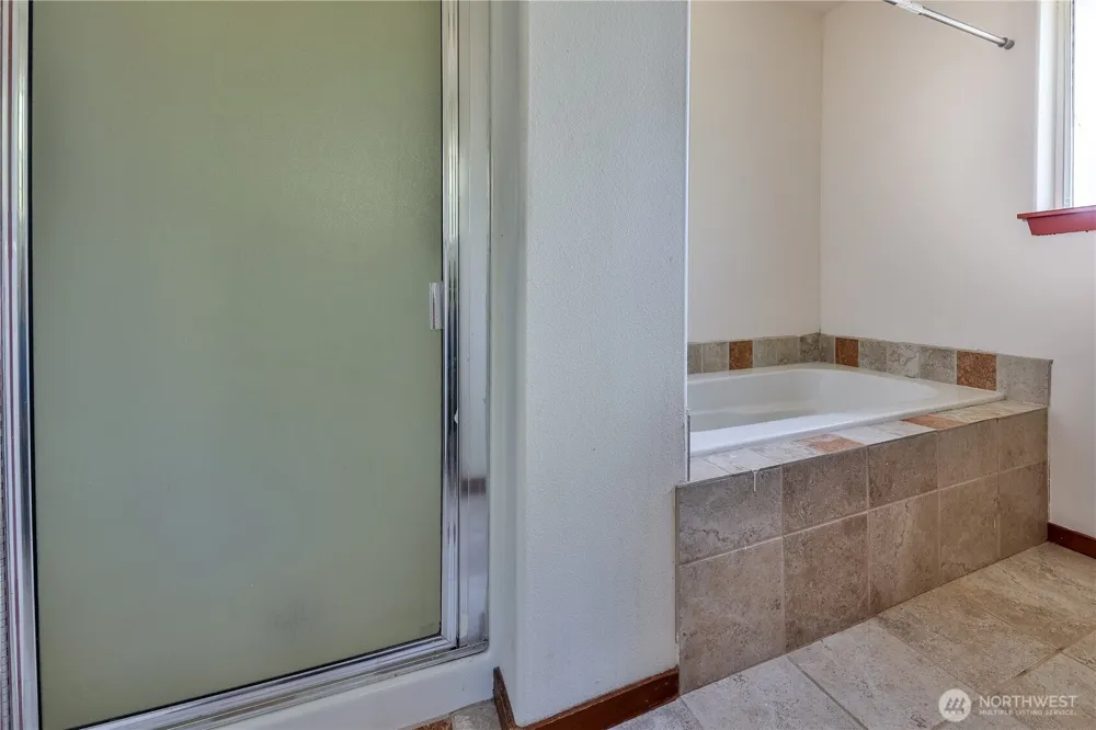 1102 Chestnut Street Everett, WA 98201