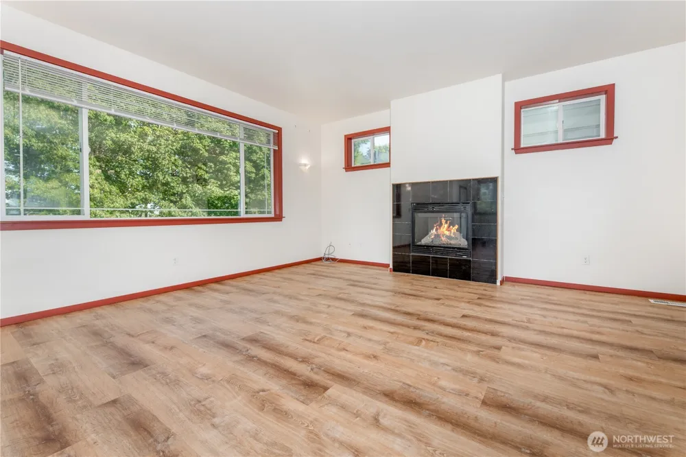 1102 Chestnut Street Everett, WA 98201