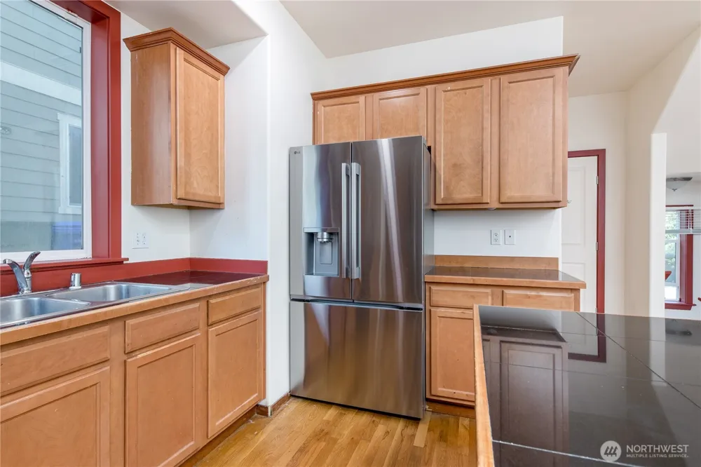 1102 Chestnut Street Everett, WA 98201