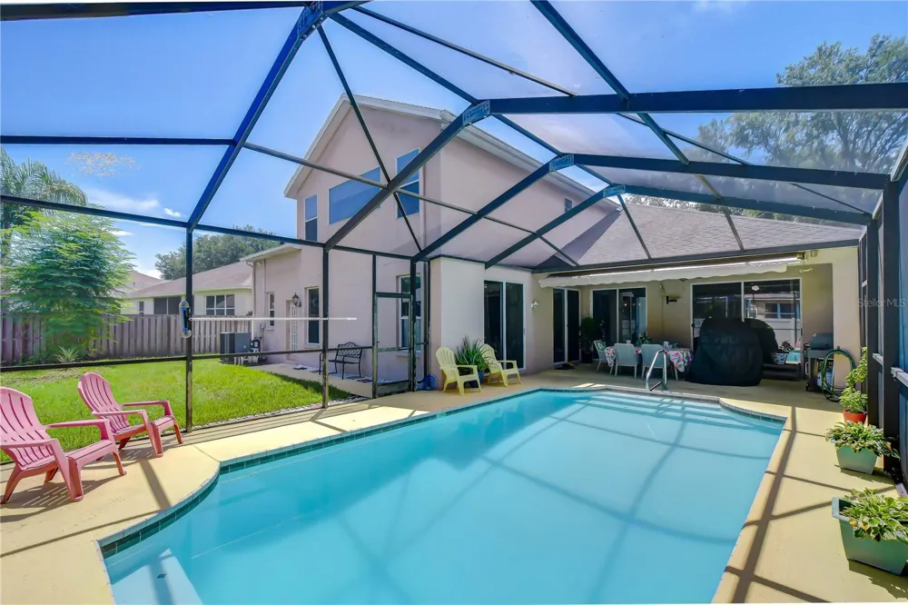 2202 LONGMORE CIRCLE Valrico, FL 33596