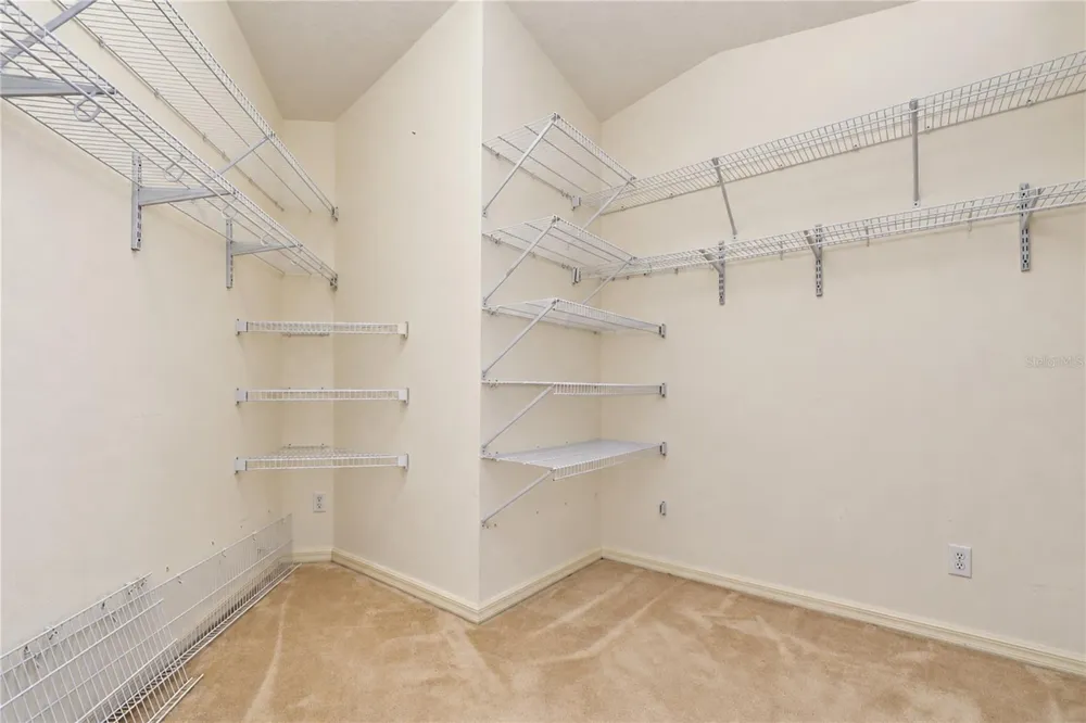 2202 LONGMORE CIRCLE Valrico, FL 33596