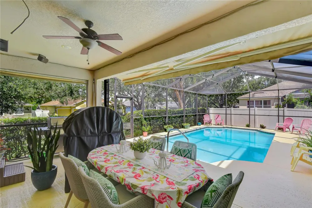 2202 LONGMORE CIRCLE Valrico, FL 33596