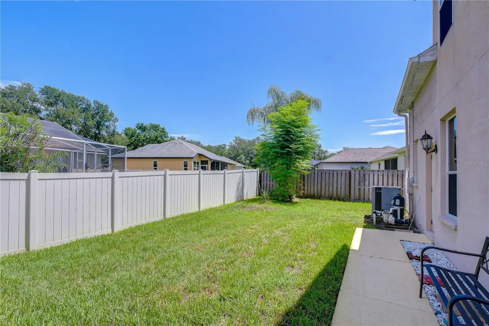 2202 LONGMORE CIRCLE Valrico, FL 33596