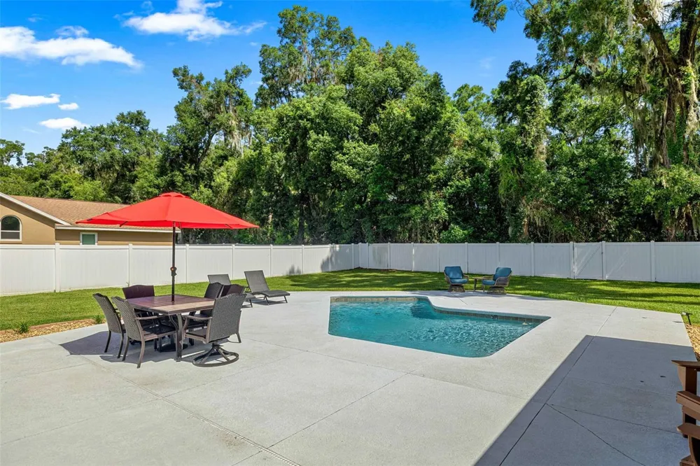 2611 SE 27 STREET ocala, FL 34471