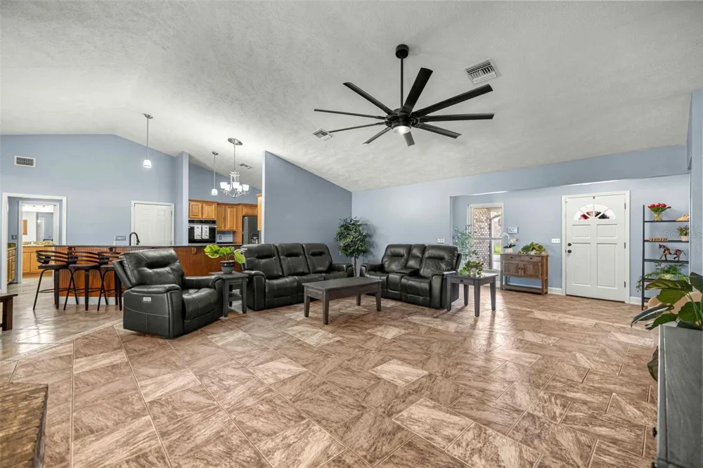 2611 SE 27 STREET ocala, FL 34471