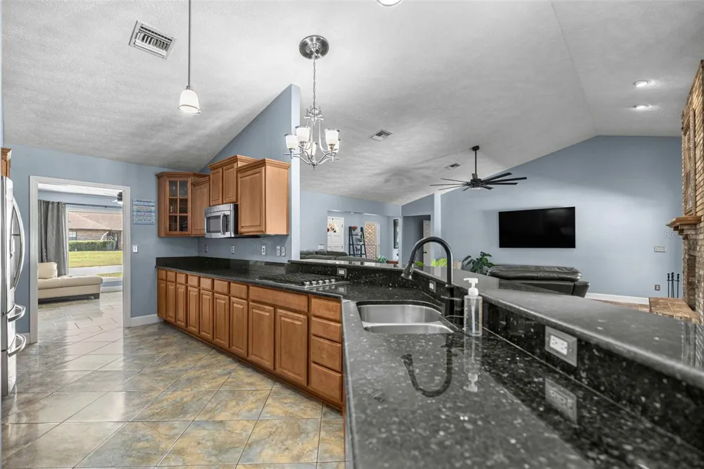 2611 SE 27 STREET ocala, FL 34471