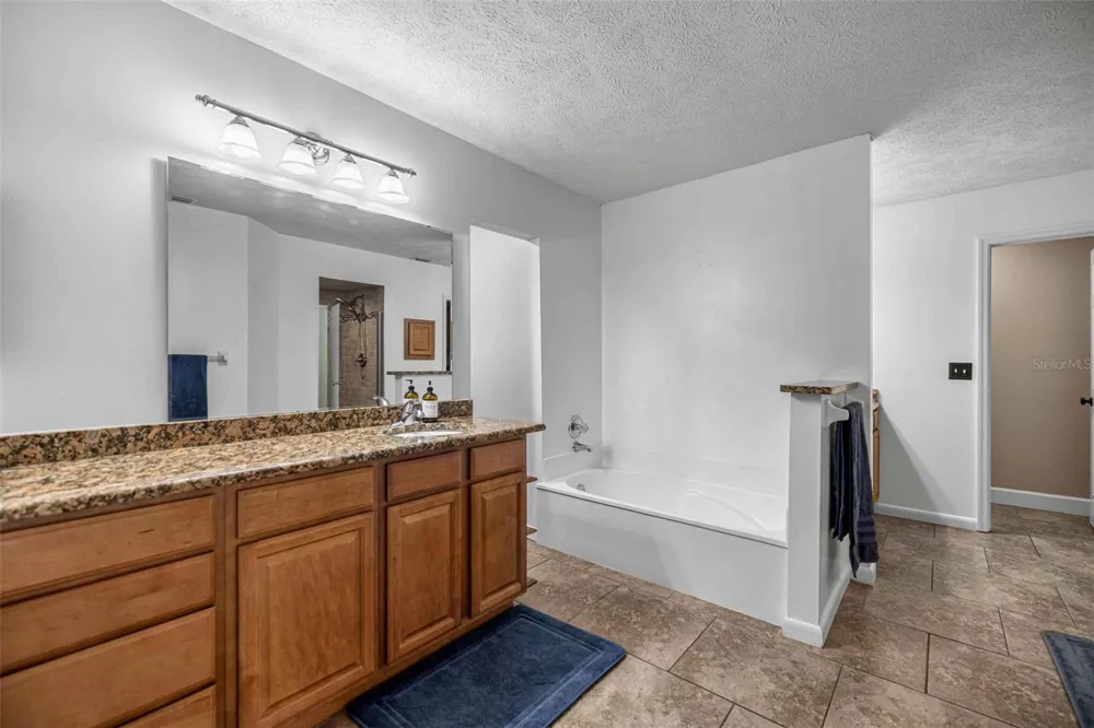 2611 SE 27 STREET ocala, FL 34471