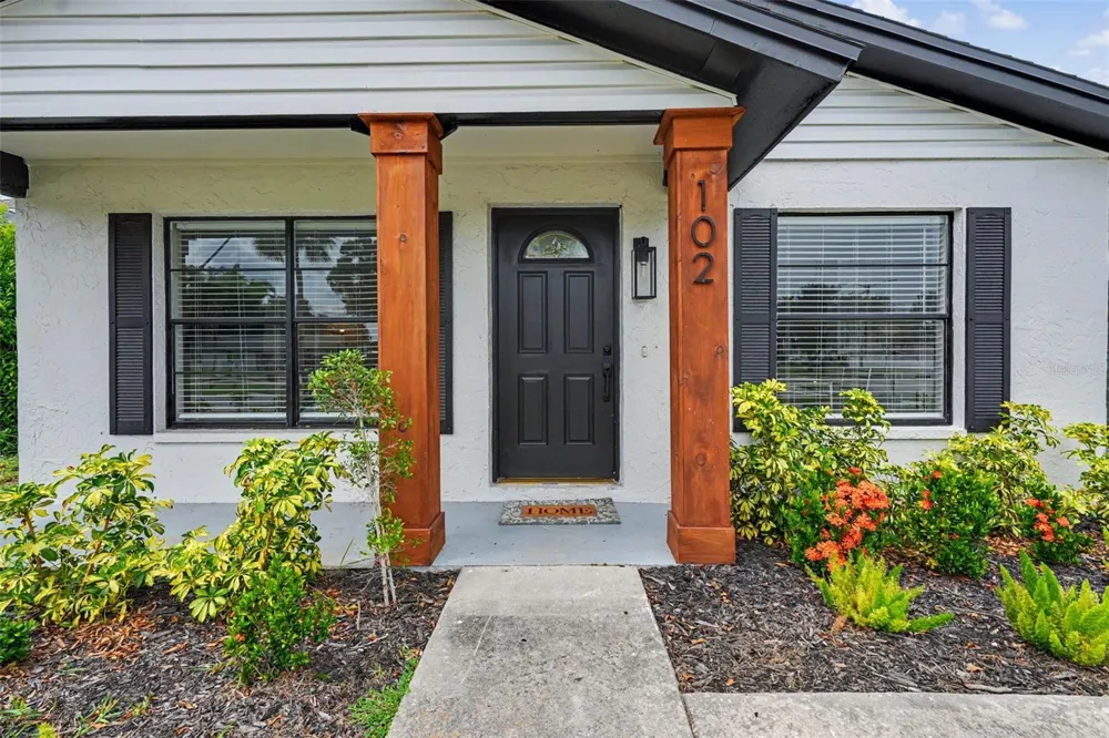 102 SHORE DRIVE E Oldsmar, FL 34677