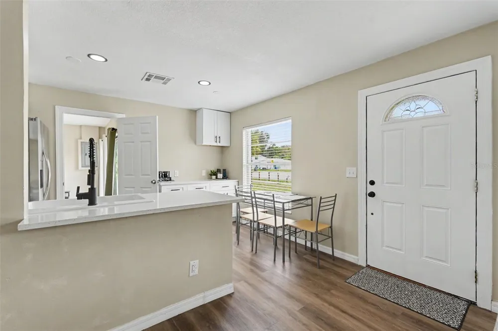 102 SHORE DRIVE E Oldsmar, FL 34677
