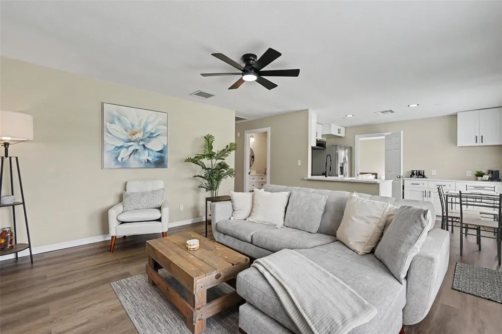 102 SHORE DRIVE E Oldsmar, FL 34677