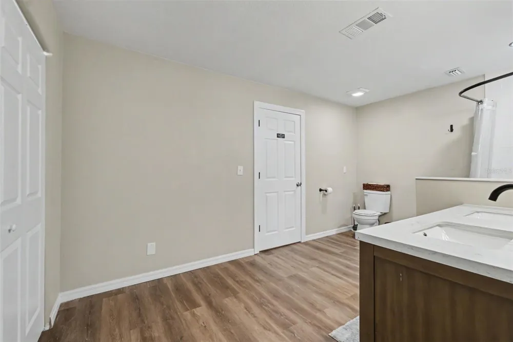 102 SHORE DRIVE E Oldsmar, FL 34677
