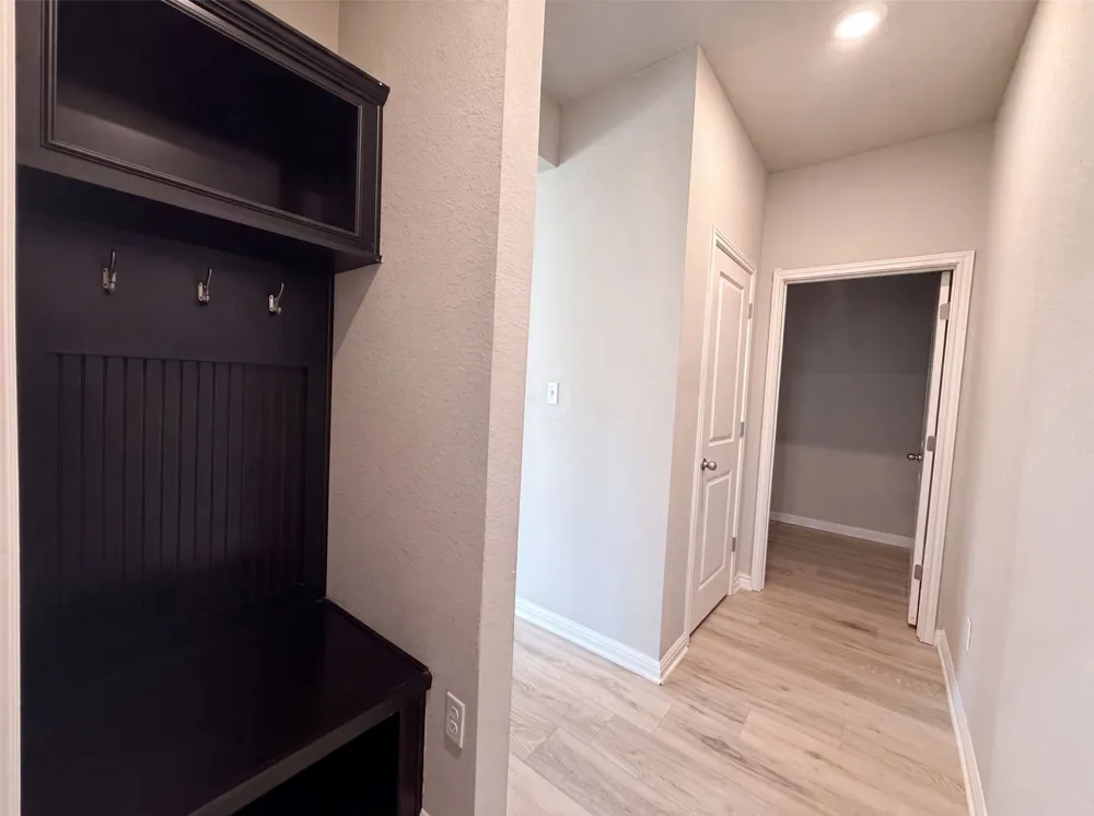 304 Lost Mine Peak Lane Dripping Springs, TX 78620