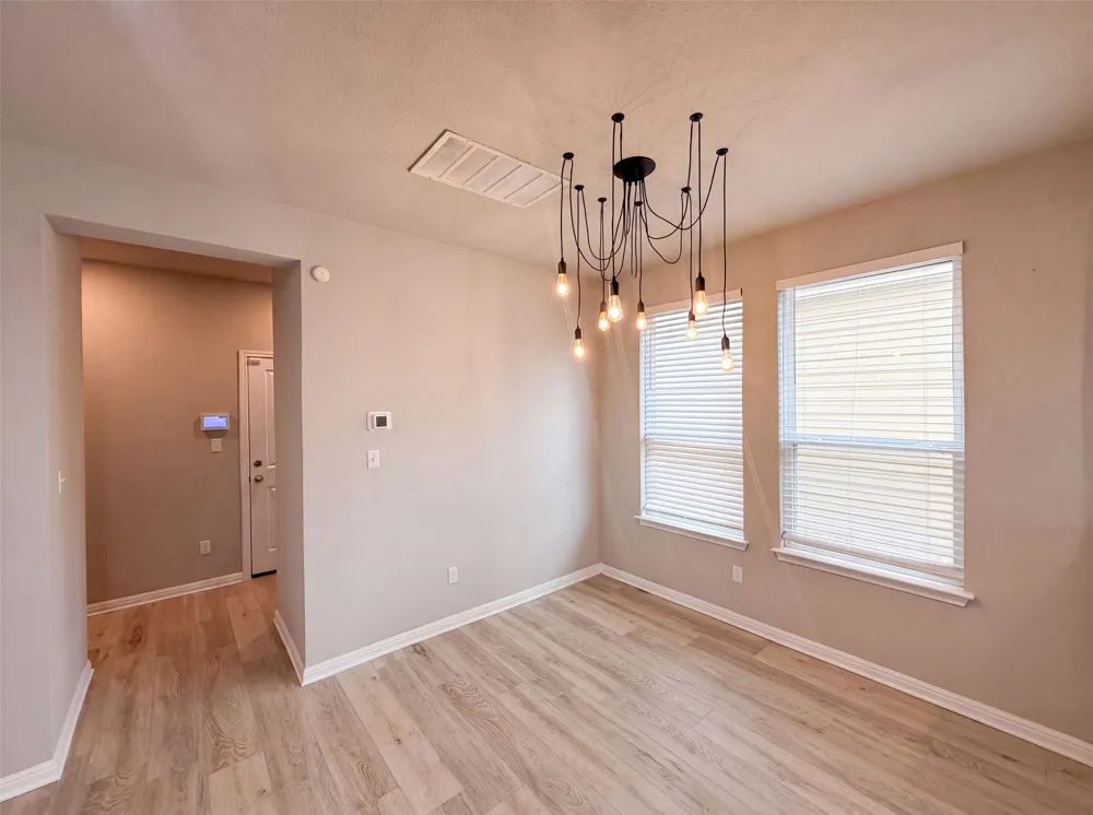 304 Lost Mine Peak Lane Dripping Springs, TX 78620