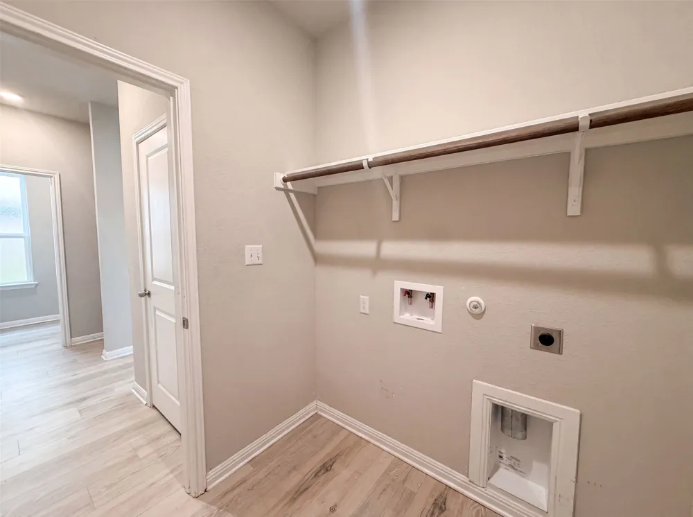 304 Lost Mine Peak Lane Dripping Springs, TX 78620