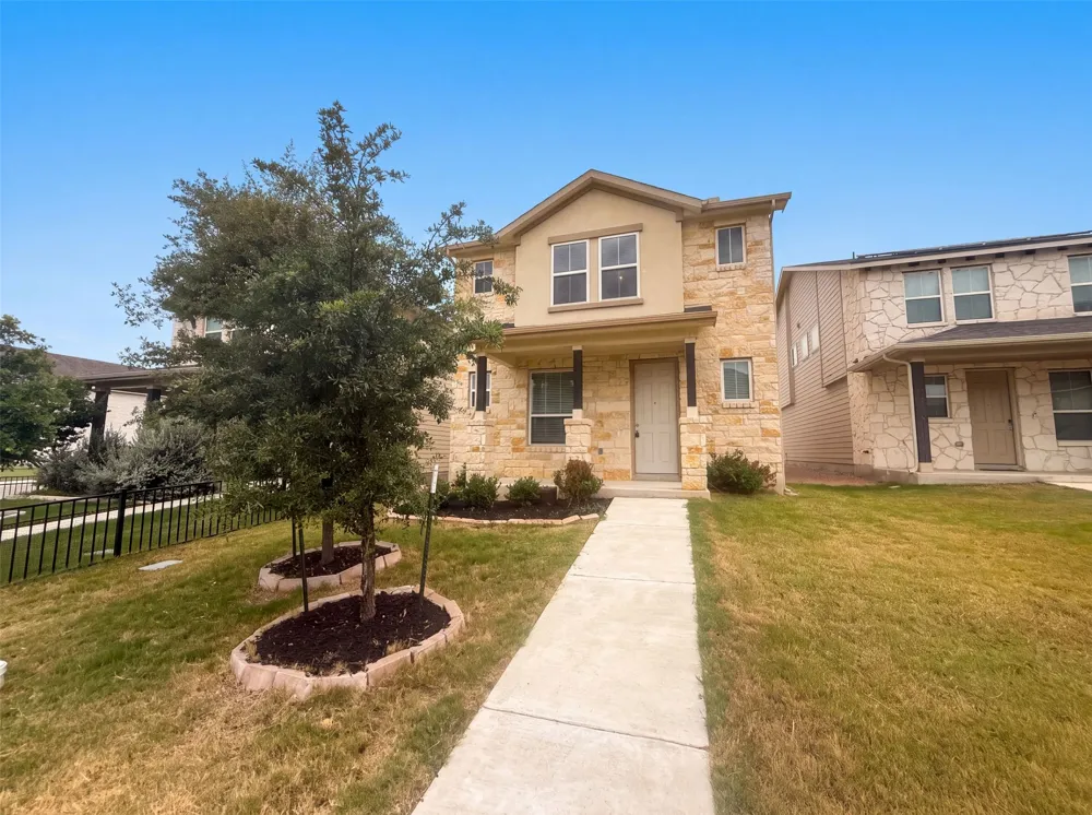 304 Lost Mine Peak Lane Dripping Springs, TX 78620