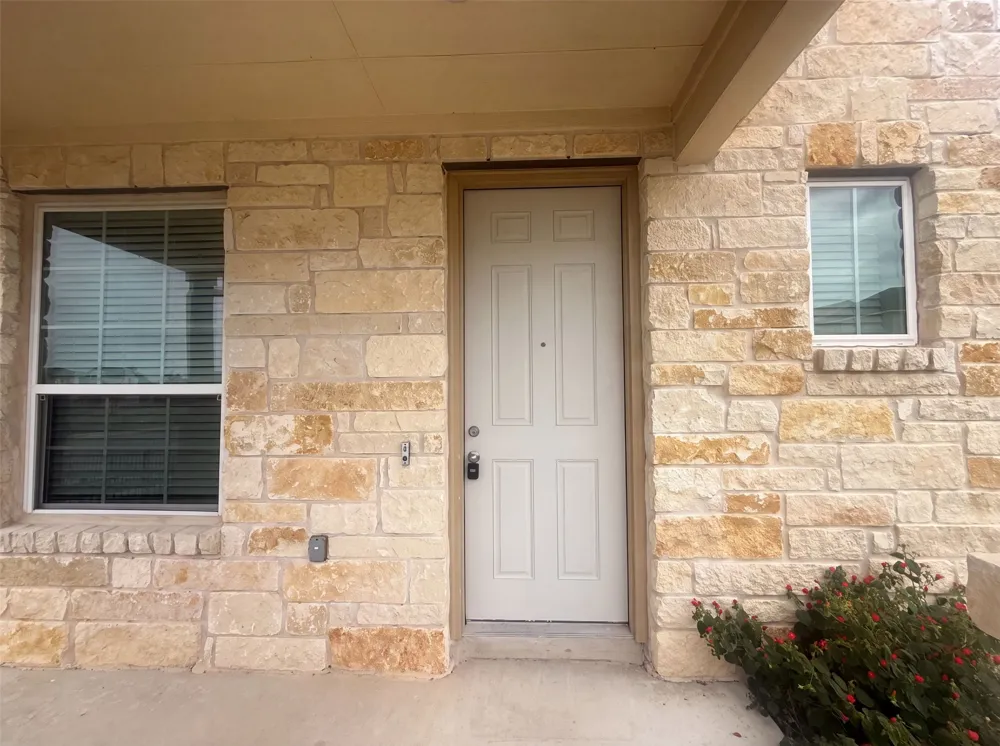 304 Lost Mine Peak Lane Dripping Springs, TX 78620