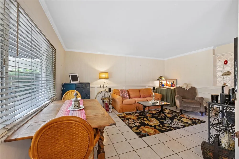 12510 NOREAST LAKE DRIVE Tampa, FL 33612