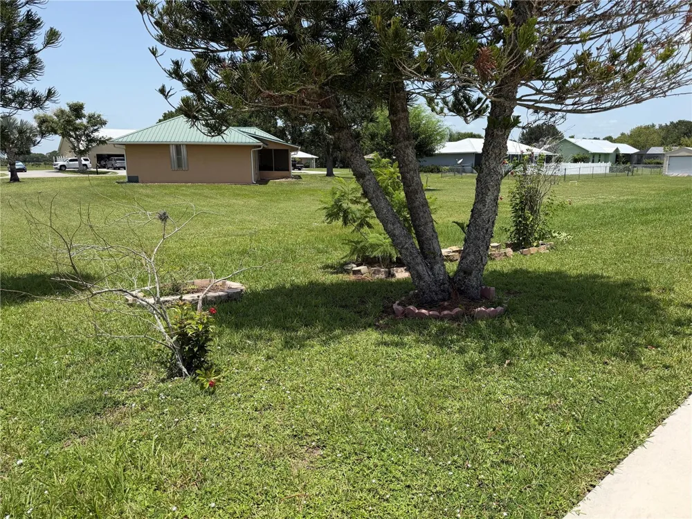 8451 SW 14TH LANE Okeechobee, FL 34974