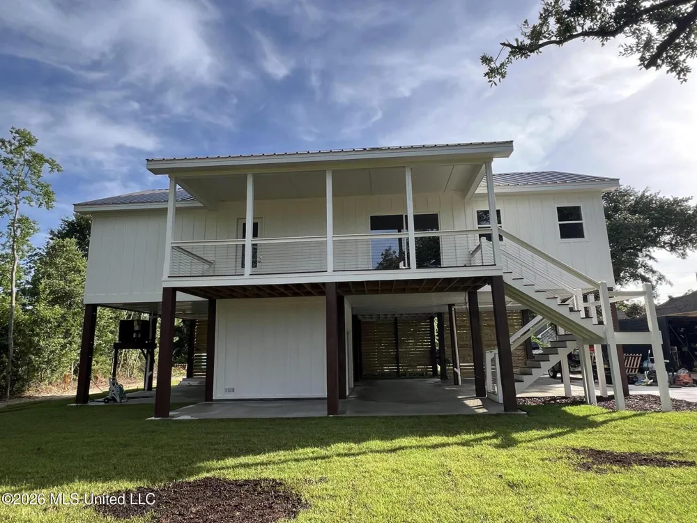 120 Grosvenor Place Waveland, MS 39576