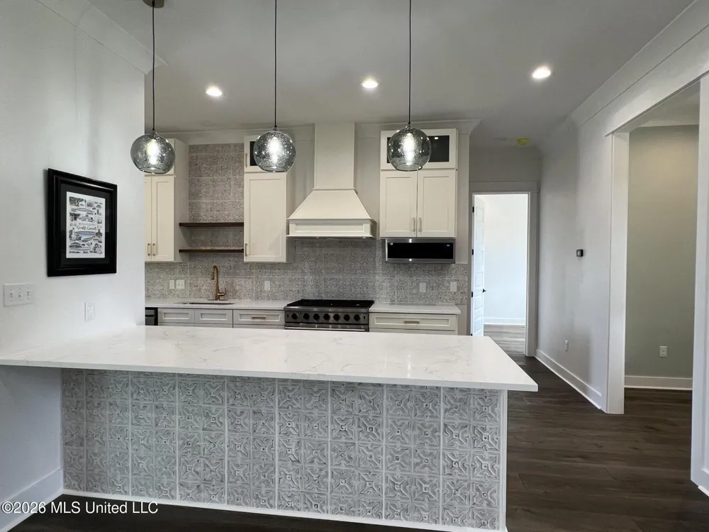 120 Grosvenor Place Waveland, MS 39576