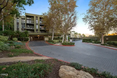 898 Temple Terrace #322