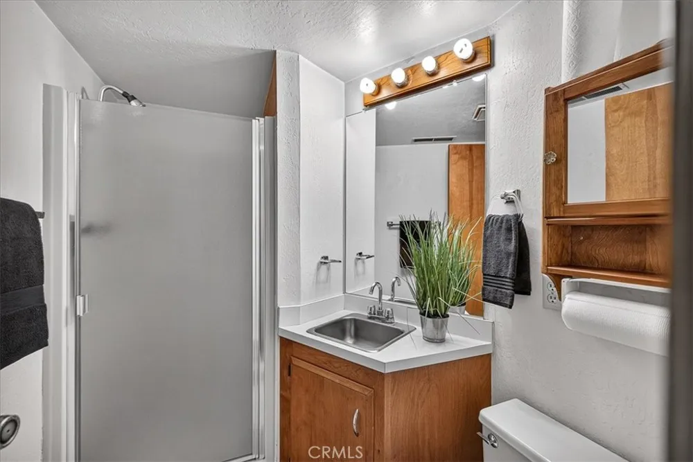 14915 Humbug Magalia, CA 95954