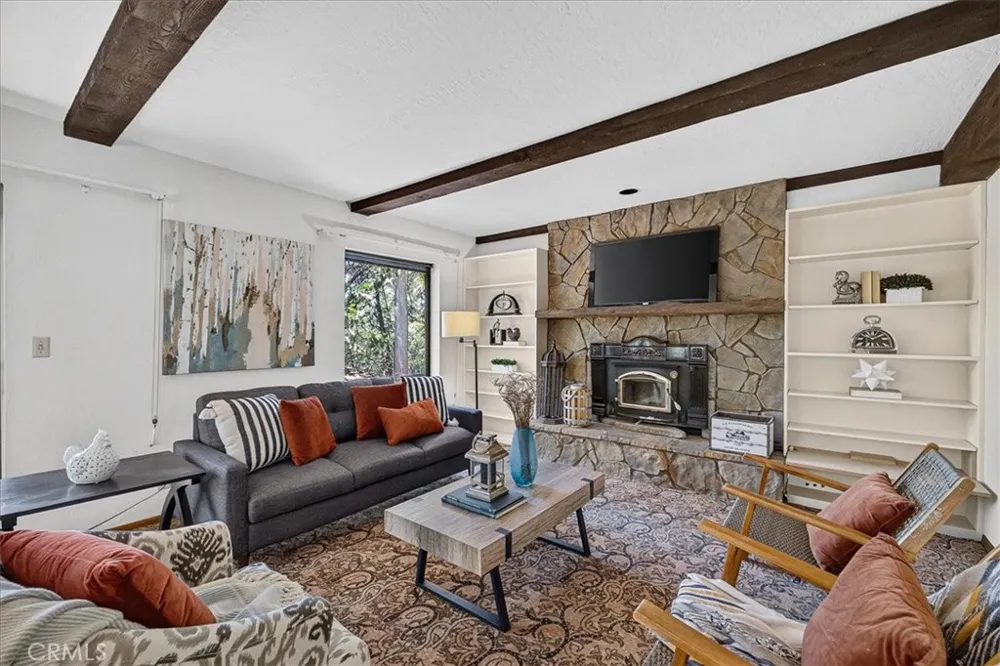 14915 Humbug Magalia, CA 95954