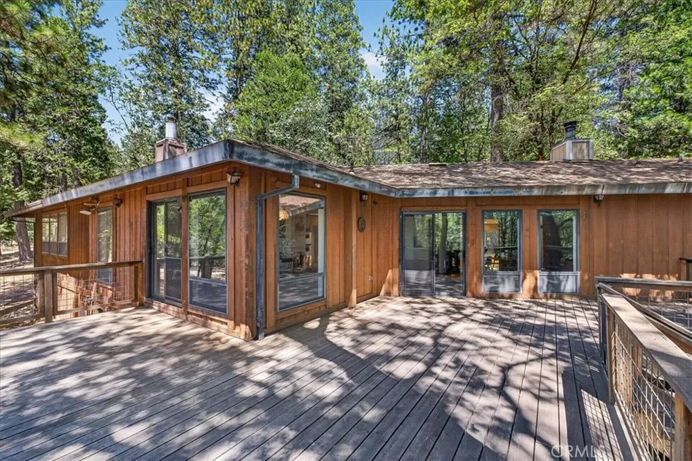 14915 Humbug Magalia, CA 95954