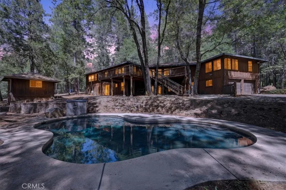 14915 Humbug Magalia, CA 95954