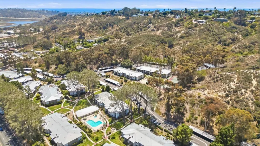 1740 El Camino Real #J 201 Encinitas, CA 92024