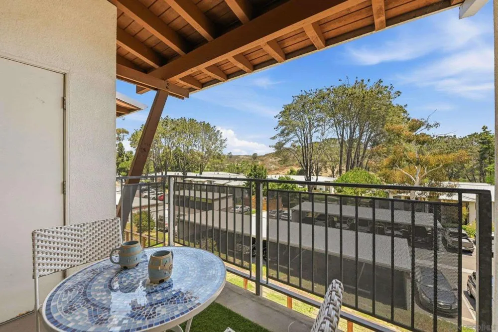 1740 El Camino Real #J 201 Encinitas, CA 92024
