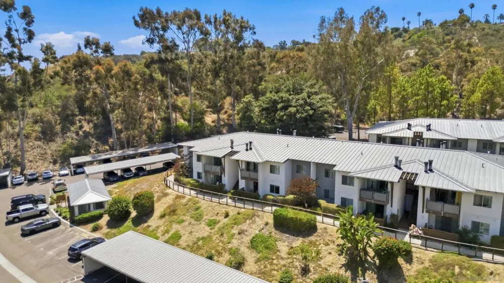 1740 El Camino Real #J 201 Encinitas, CA 92024