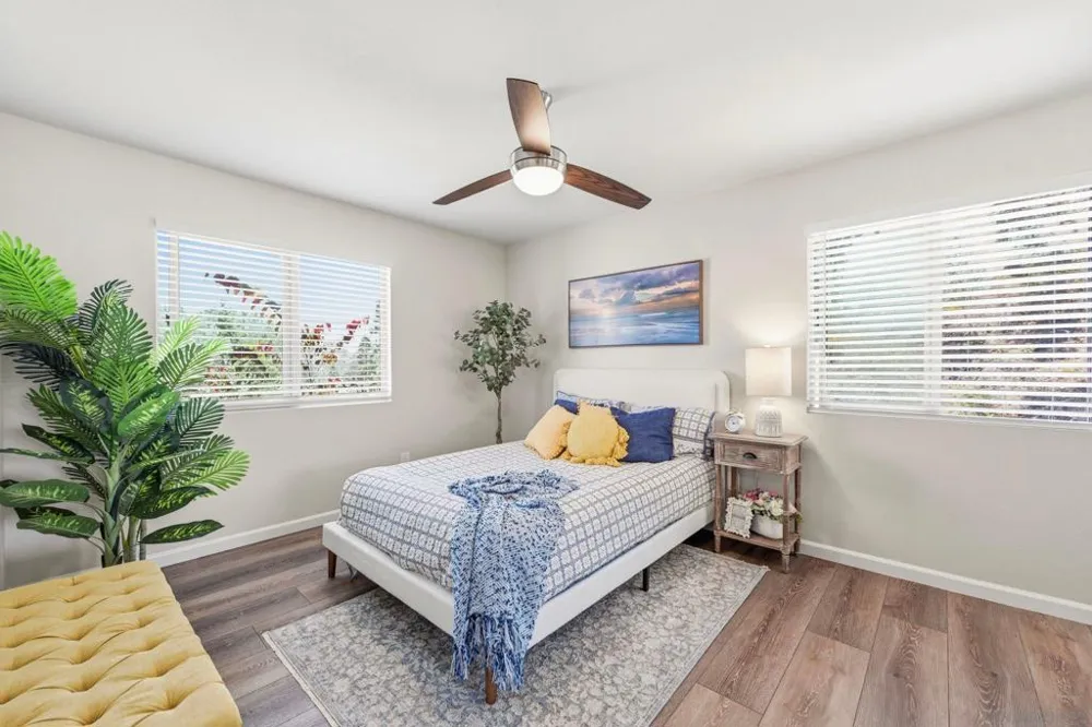 1740 El Camino Real #J 201 Encinitas, CA 92024