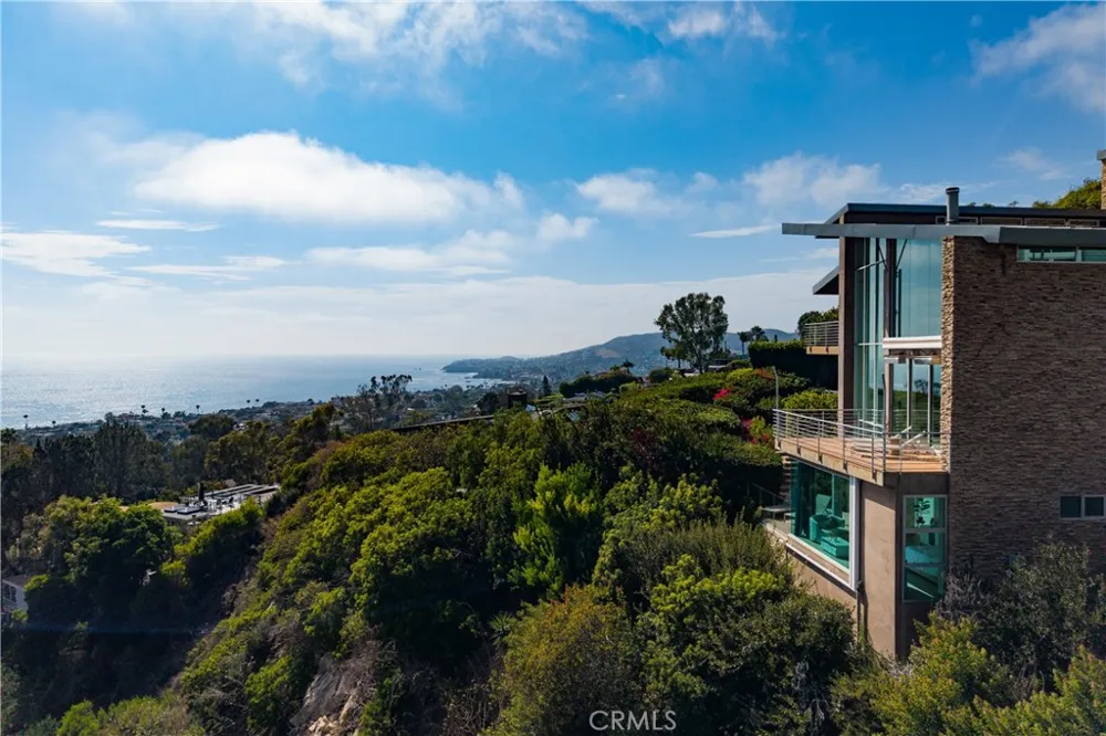 856 Diamond Street Laguna Beach, CA 92651