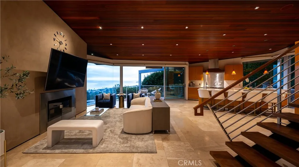 856 Diamond Street Laguna Beach, CA 92651