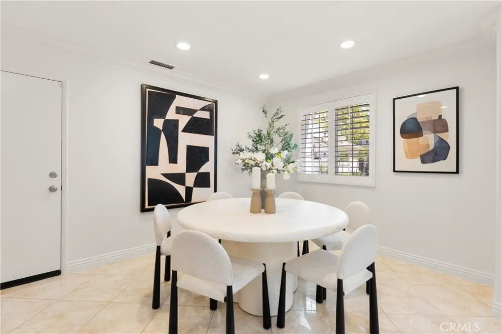 15 Poppyfield Rancho Santa Margarita, CA 92688