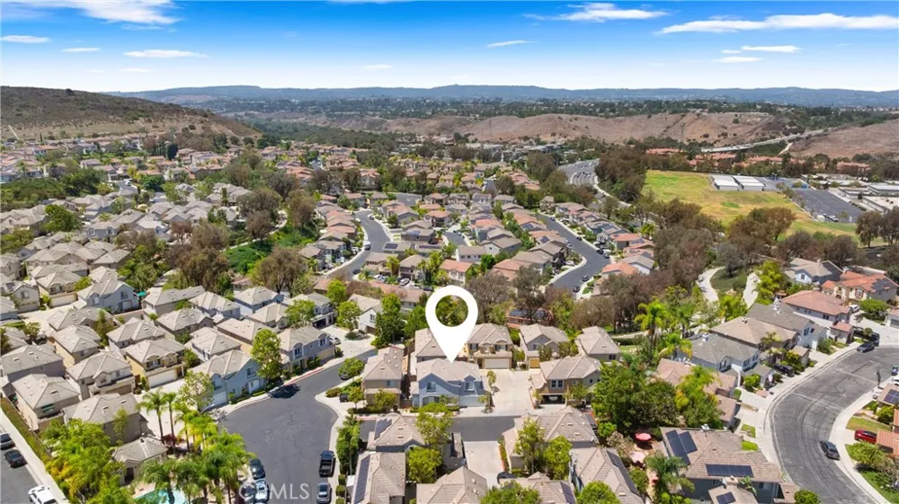 15 Poppyfield Rancho Santa Margarita, CA 92688