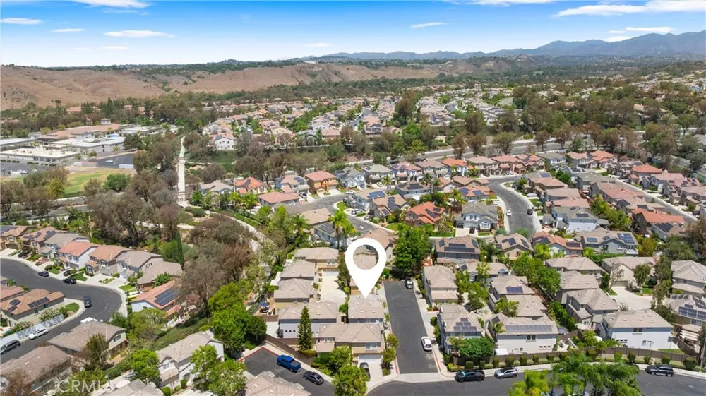 15 Poppyfield Rancho Santa Margarita, CA 92688
